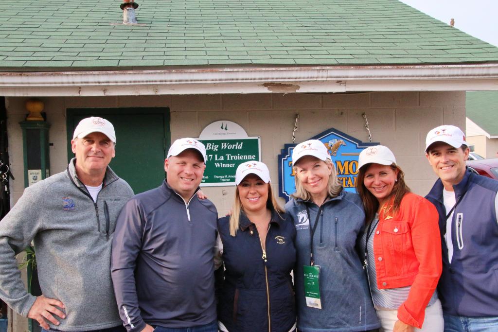 The Double Doors Racing Team: (from left) David Walker, Ron and Amanda DaBruzzo, Julie Sledge, Lori and Brian Pinto (not pictured: Randy Sledge) (Julie June Stewart photo)